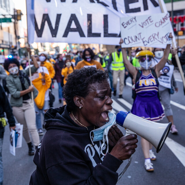 EUA: A ELEIÇÃO PODE SER DECIDIDA NAS RUAS