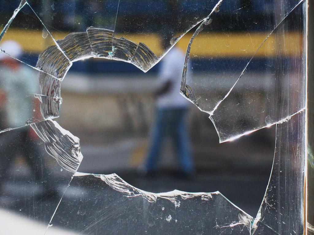 Paraguay: el conflicto político, la violencia del Estado y el cuerpo de las mujeres        [Informativo Mujer]