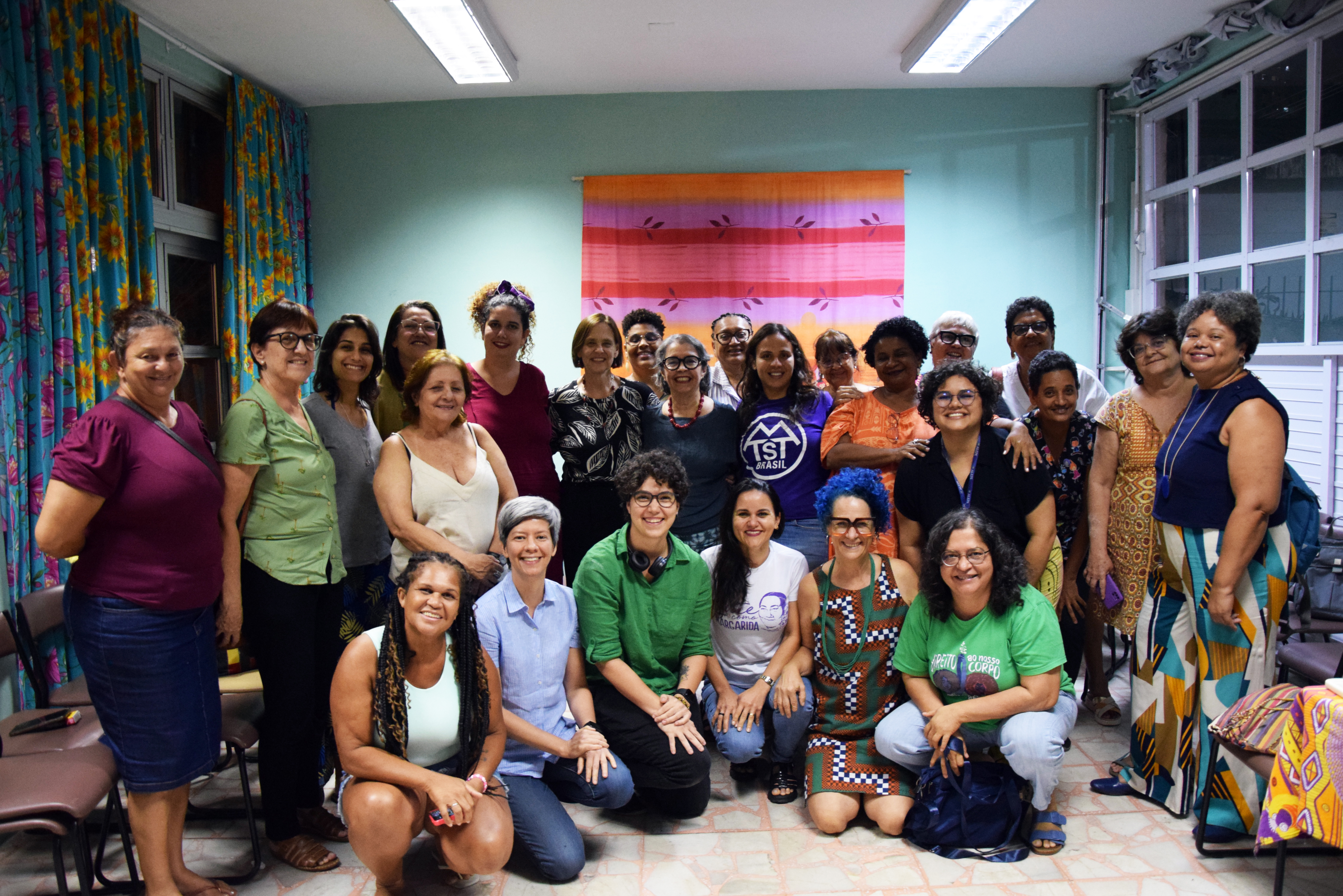 Laís Abramo apresenta a Política e o Plano Nacional de Cuidados aos movimentos feministas e de mulheres de Pernambuco