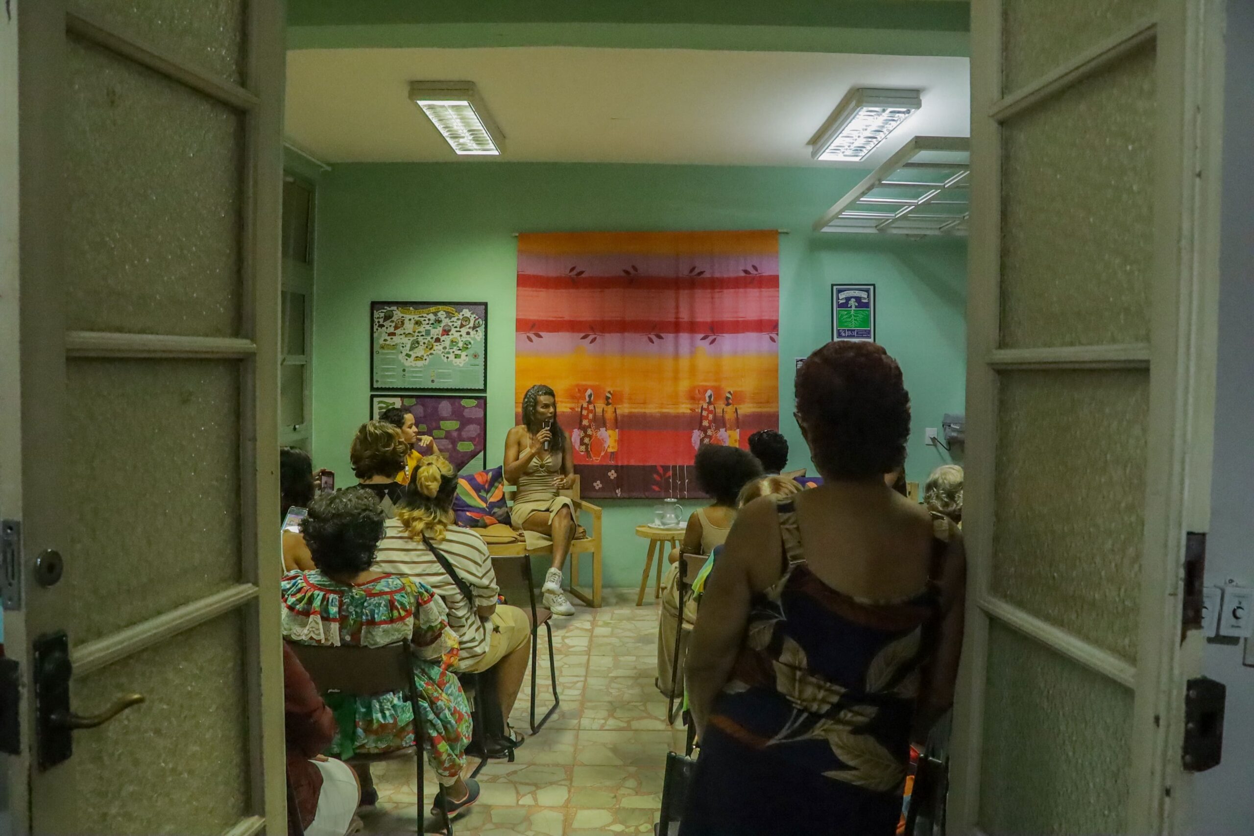 Amores Subversivos: debate provoca reflexões sobre afetos em uma sociedade cisheteropatriarcal e racista