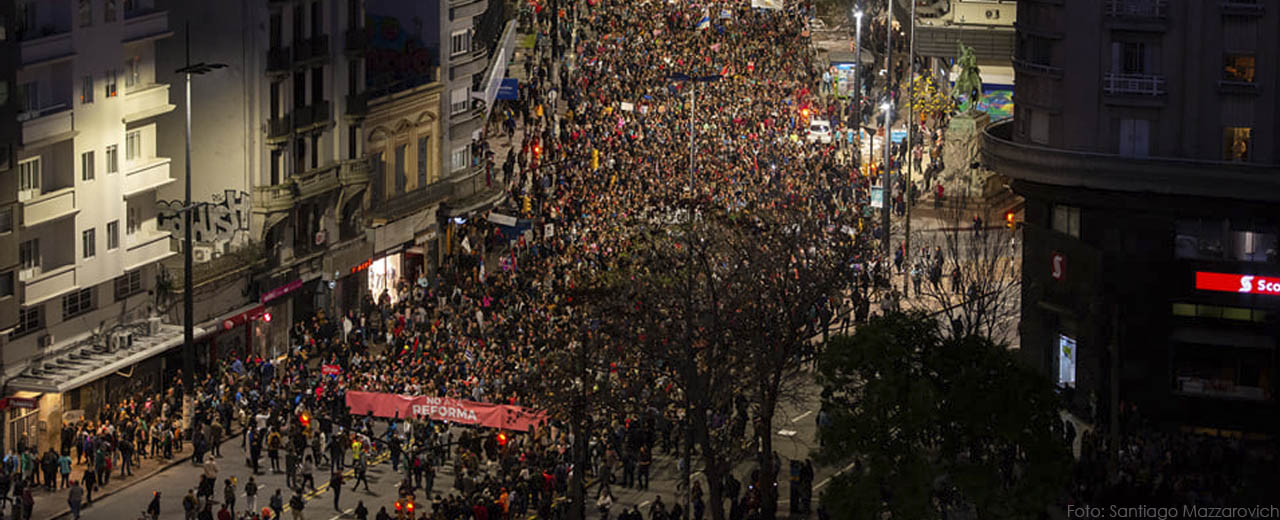 Milicos nunca más: Miles marchamos contra la reforma constitucional en Uruguay