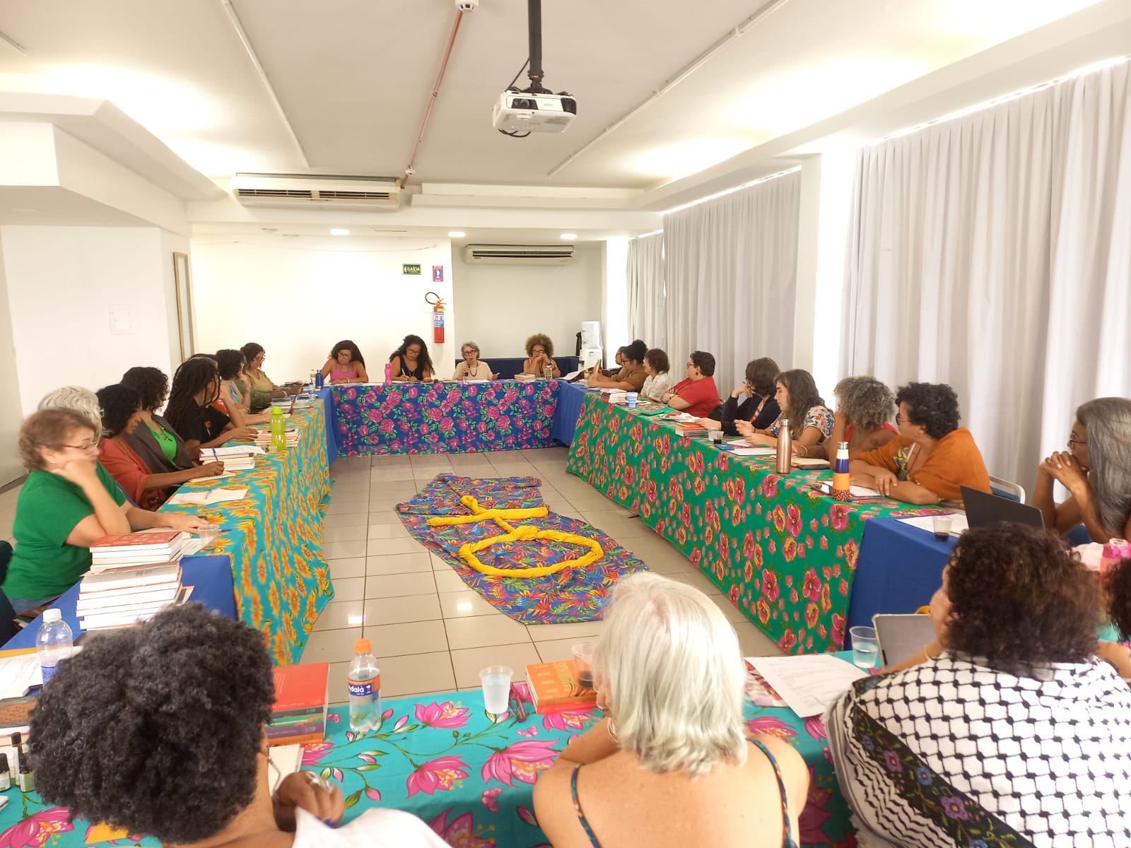 Confira o que aconteceu no Colóquio “Confluindo Saberes Feministas sobre o Mundo do Trabalho”