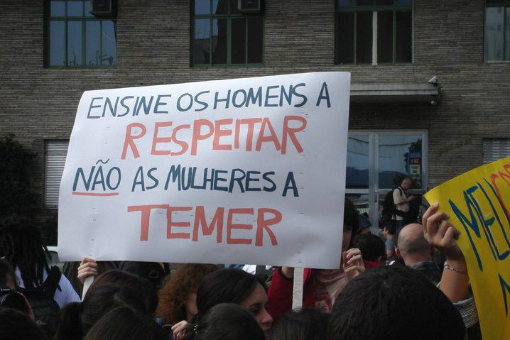 Brutalidade vezes trinta – o caso do estupro coletivo de Santa Cruz-RJ