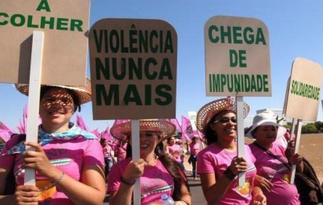 Por uma vida livre de todas as formas de violência, sem racismo e sem sexismo