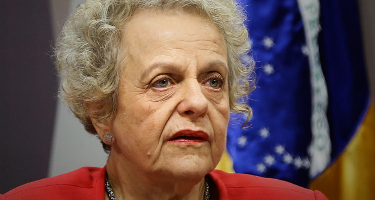 Eleonora Menicucci emite nota em solidariedade a menina violentada e repudia ato de fundamentalistas em Recife