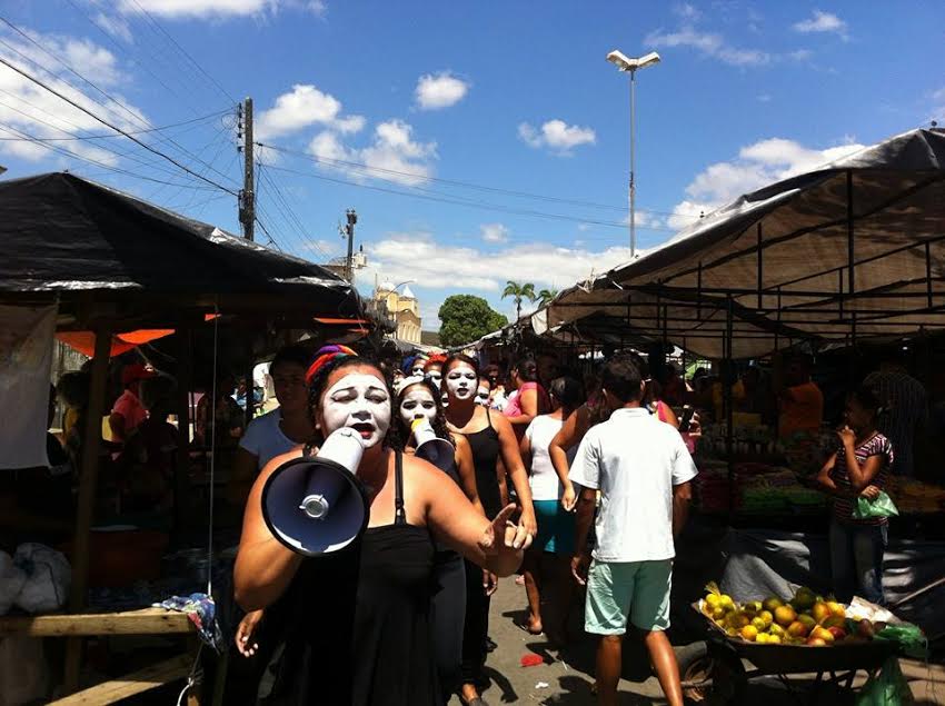 “25 de novembro: mais uma vez ocupando avenidas, ruas e praças expressando nossa indignação”