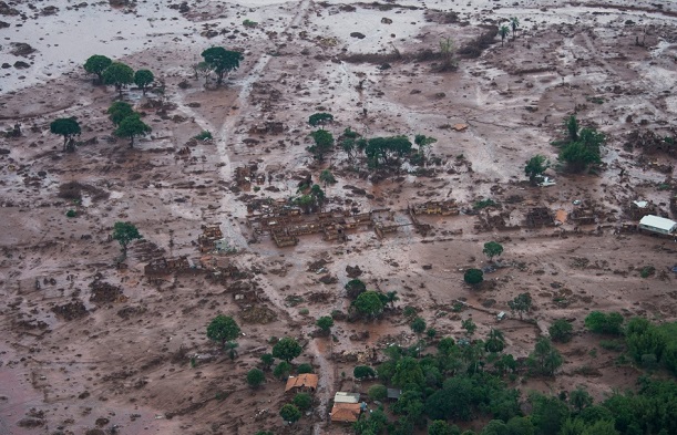 Tragédia anunciada – dossiê do Movimento Atingidos por Barragem (MAB) faz um balanço da situação em Mariana (MG)